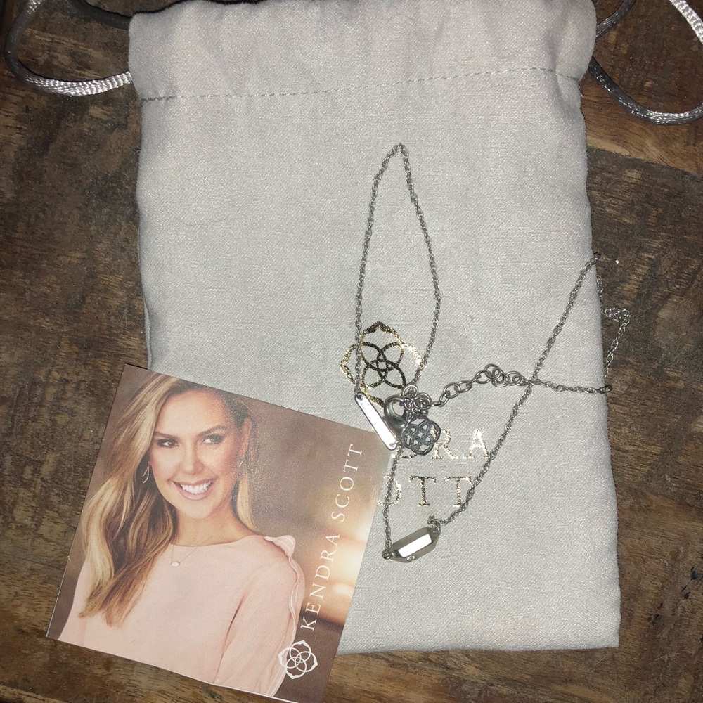 Kendra Scott - Picture 2 of 3